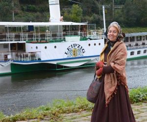 Saras blogg: Dressed for Travelling, Hiking, and a Visit to the Opera