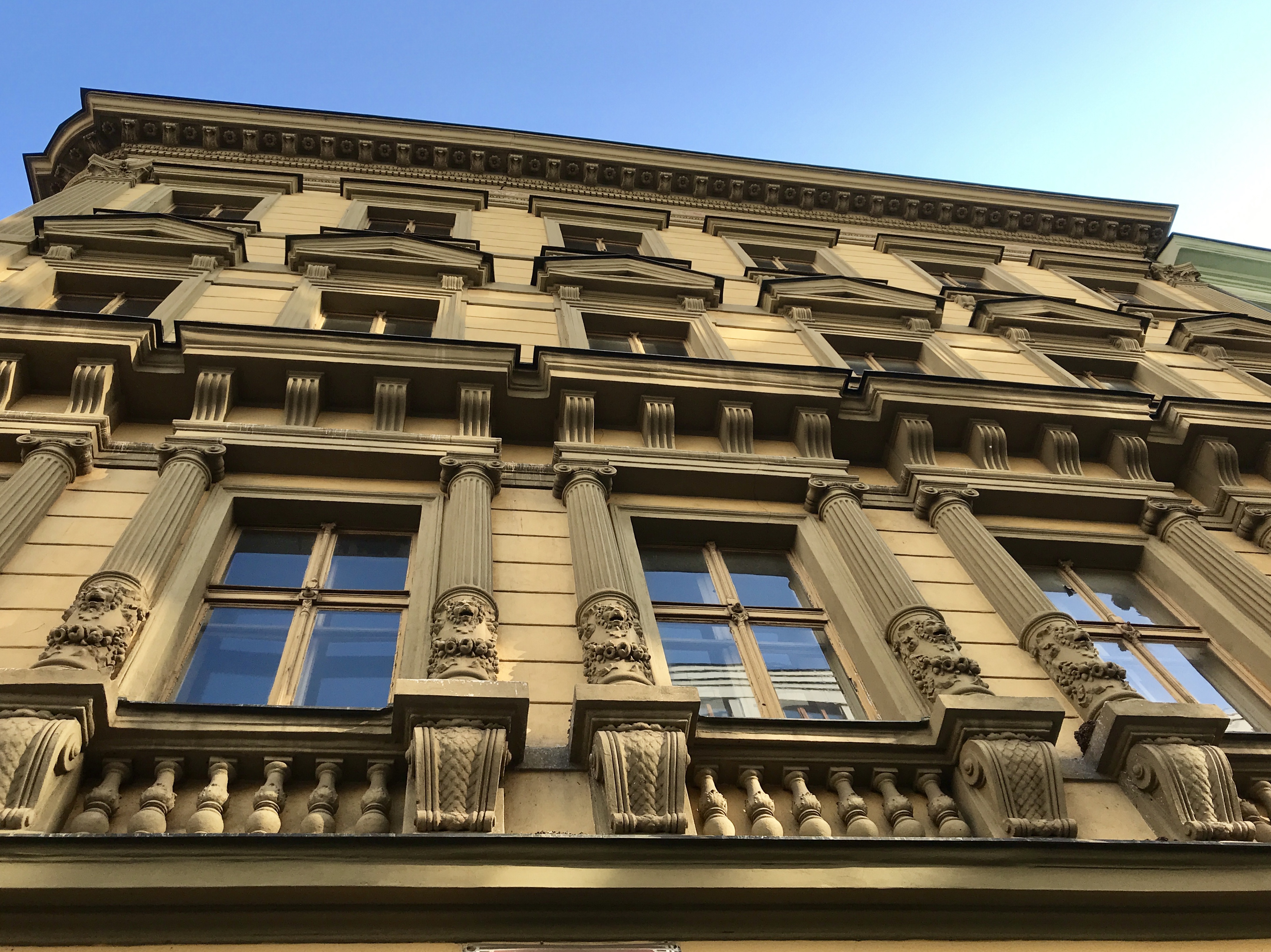 Hotel de Saxe i Prag – att söka på tjeckiska